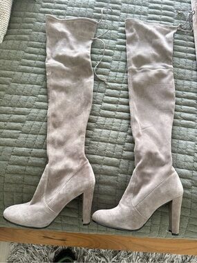 Stuart Weitzman Over-the-Knee Suede Boots in Light Gray